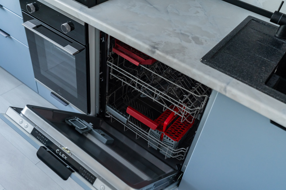 Усть-Лугв, 2х комнатная квартира для проживания специалтстов, комплектация