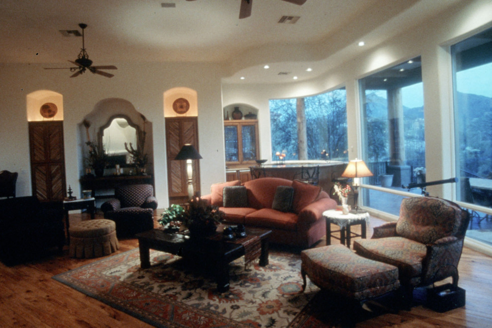 Mountain style home design photo in Phoenix