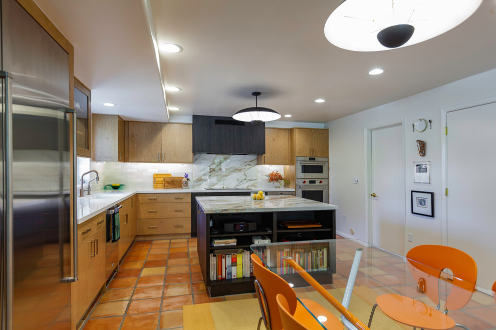 Example of a trendy kitchen design in Phoenix
