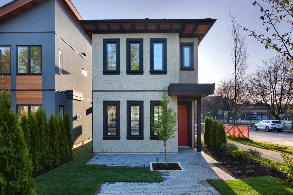 Home design - transitional home design idea in Vancouver