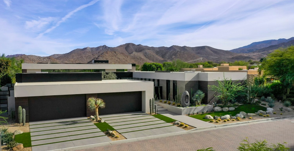 Geräumiger Moderner Garten mit Wüstengarten und direkter Sonneneinstrahlung in Los Angeles