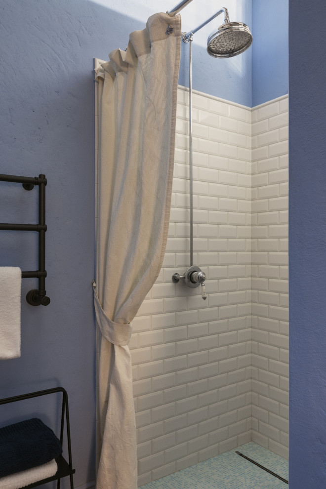 Дом в соснах