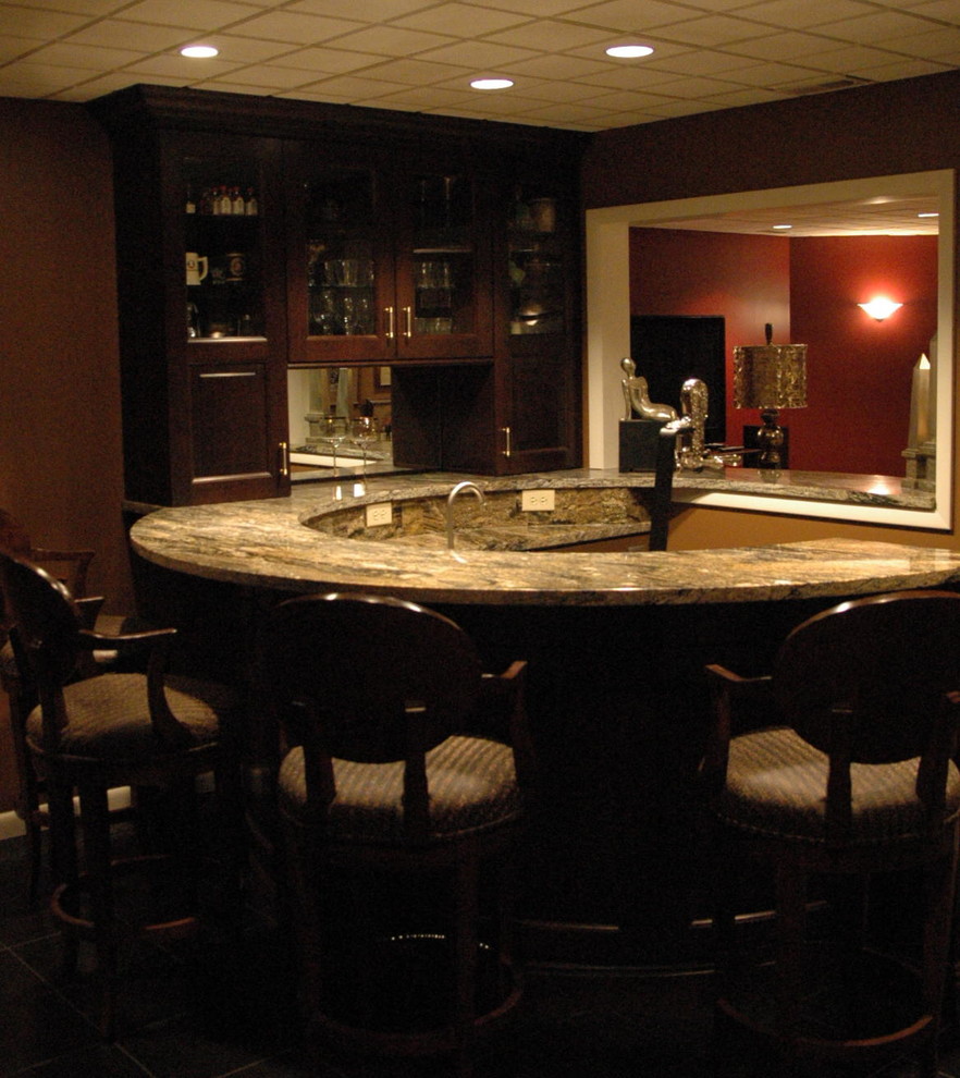 Example of a transitional basement design in Indianapolis