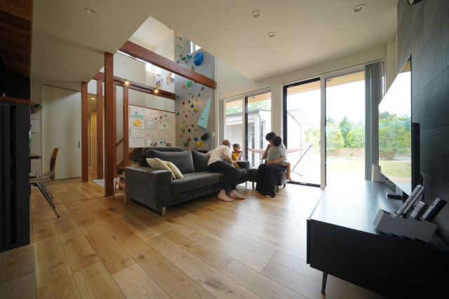 家族と共に成長する家 moderno-salon