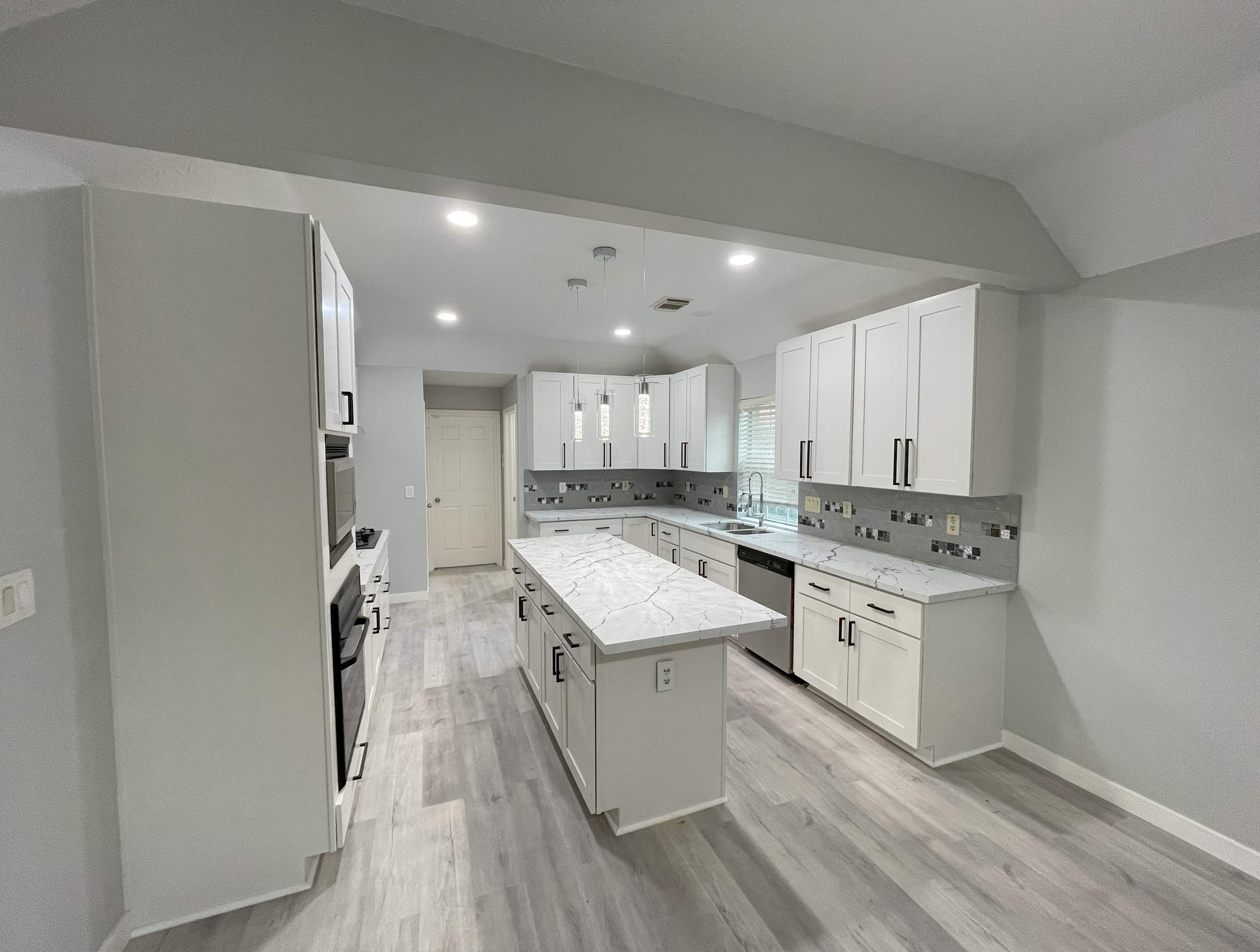 Contemporary Kitchen Remodeling in Houston, TX