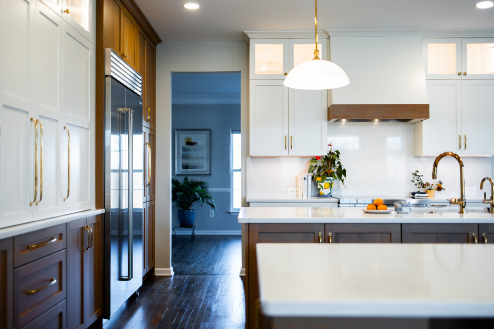 Example of a transitional home design design in Baltimore