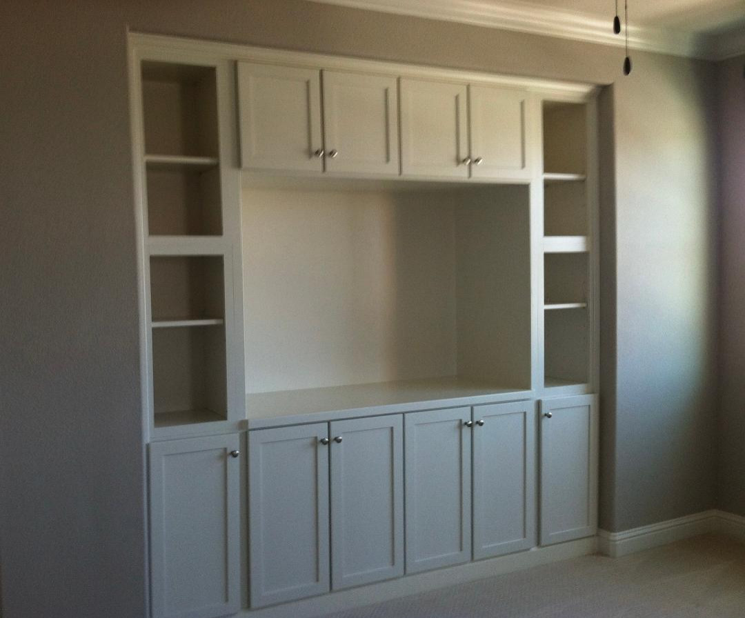 Custom Made Furniture, Window Treatments, Bedding and Pillows
