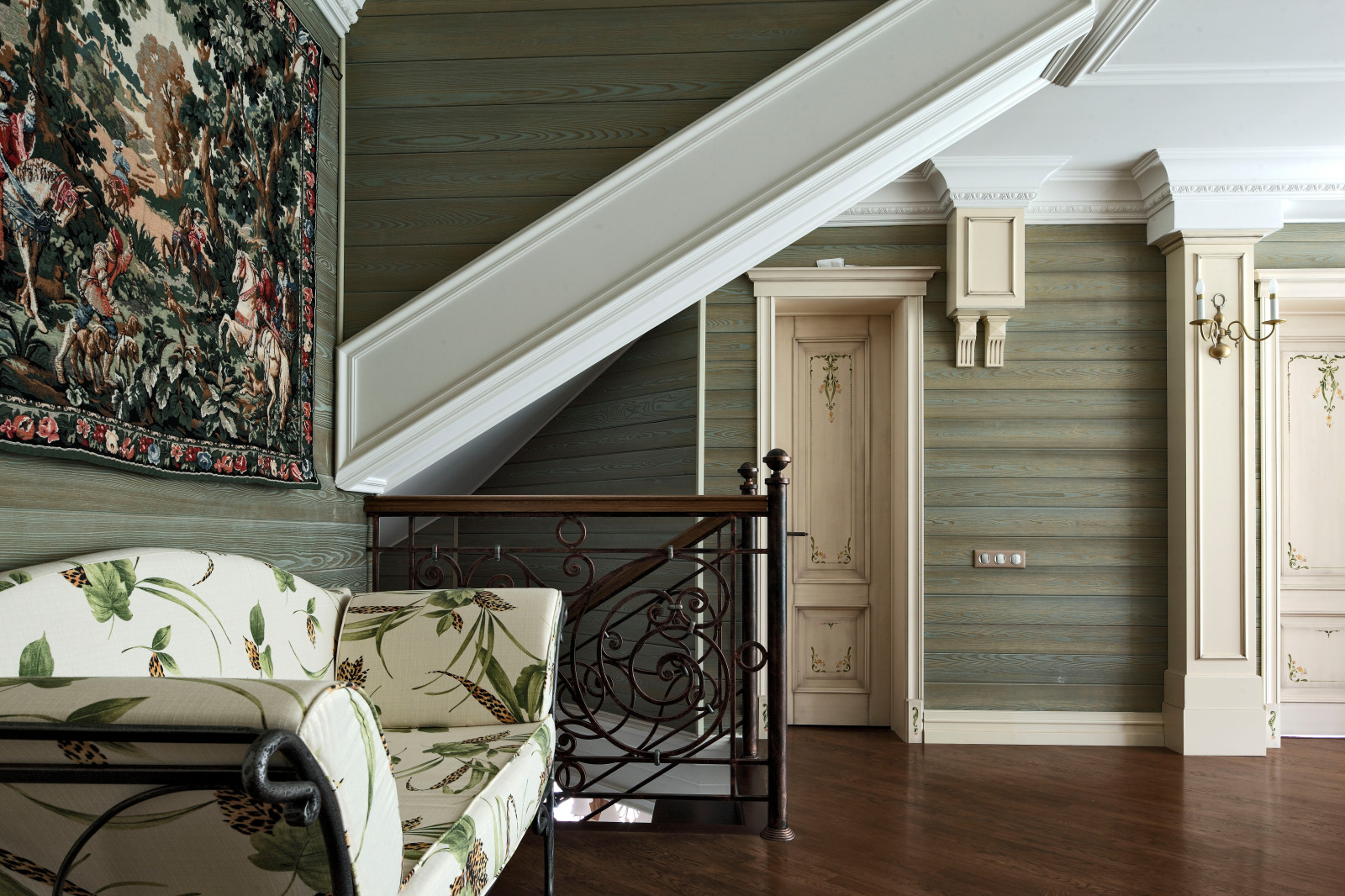 Вход на балкон