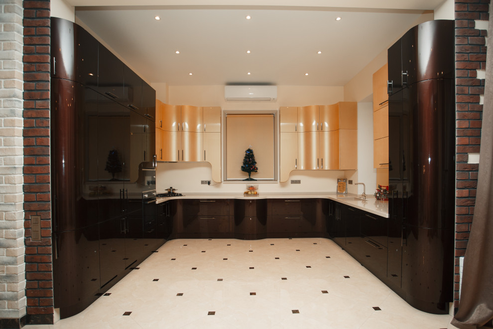 Радиусные фасады, супер-глянец