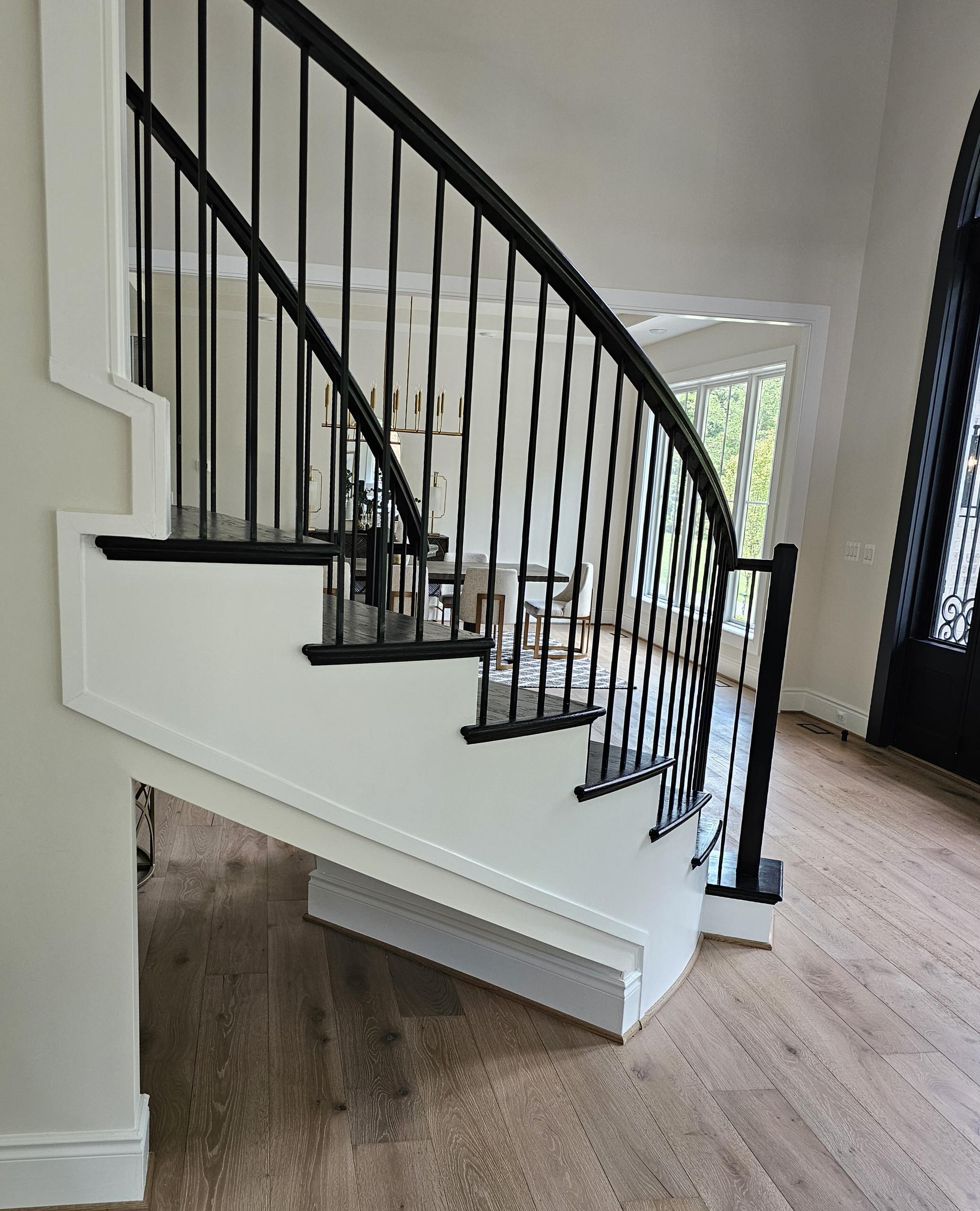 Elegant Curve Elevates Modern Design, Mclean, VA 22101