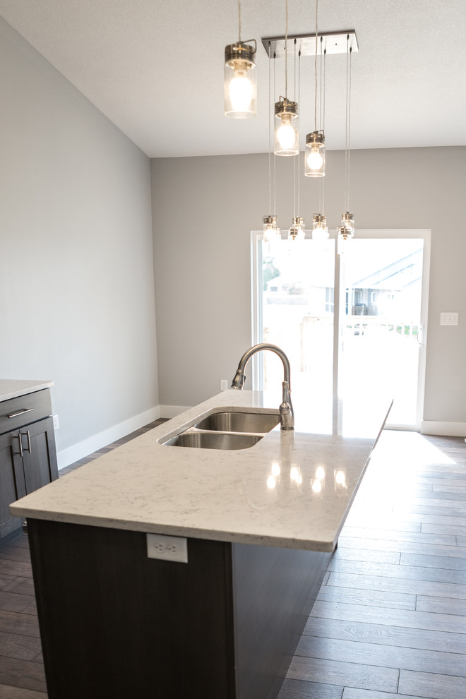 Example of a transitional kitchen design in Cedar Rapids
