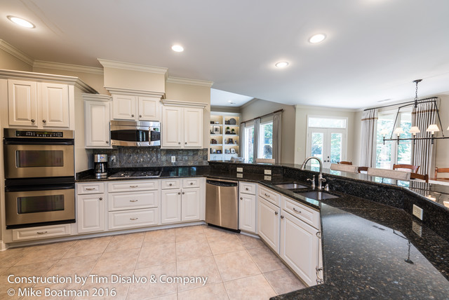 Maxwell Kitchen 