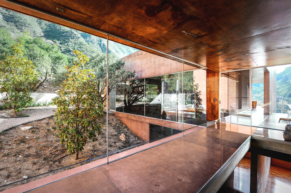 Design ideas for a contemporary home design in Mexico City.