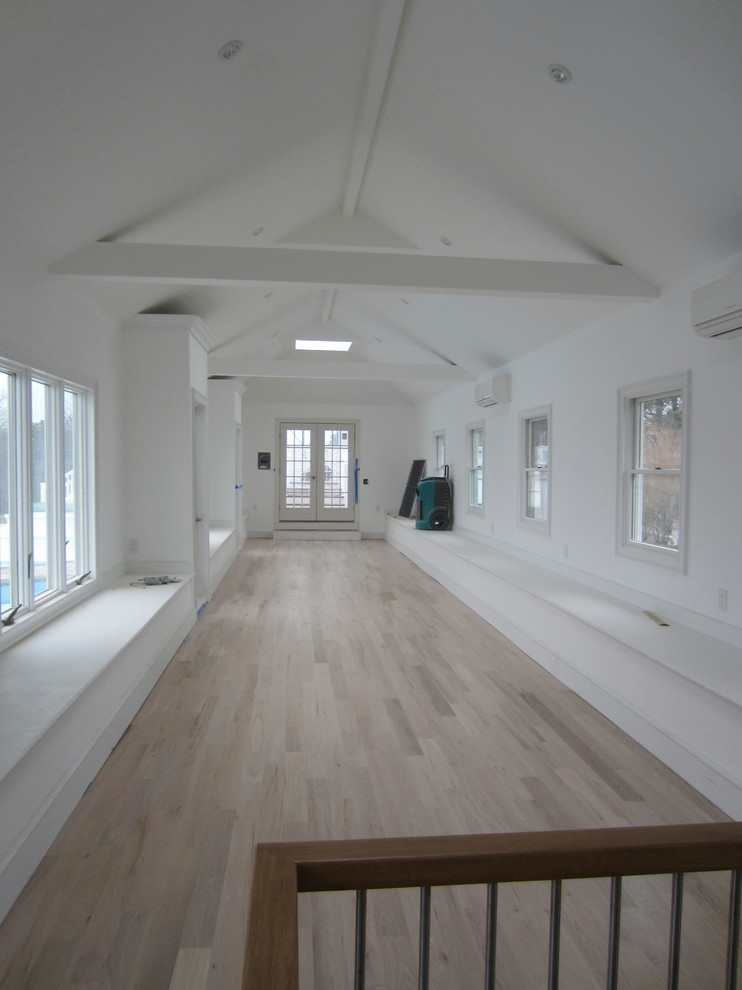 Example of a transitional home design design in New York