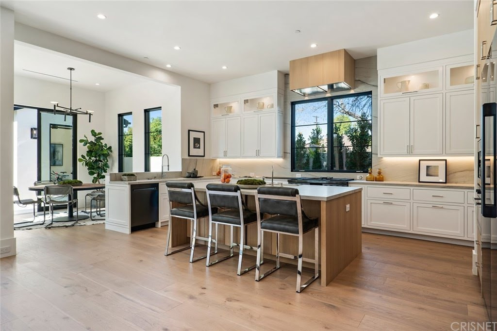 New Construction - Noeline Avenue Encino