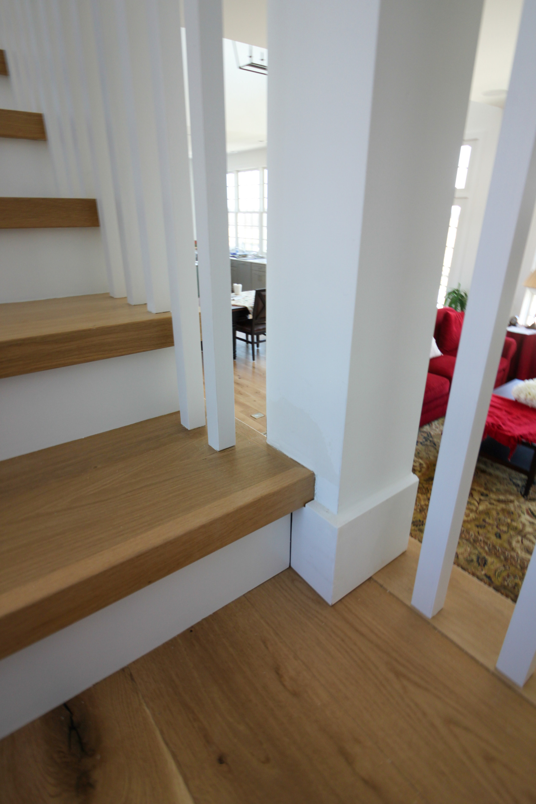 91_U-Shaped Floating Staircase Surrounded by Bucolic Mountain Views, Winchester,