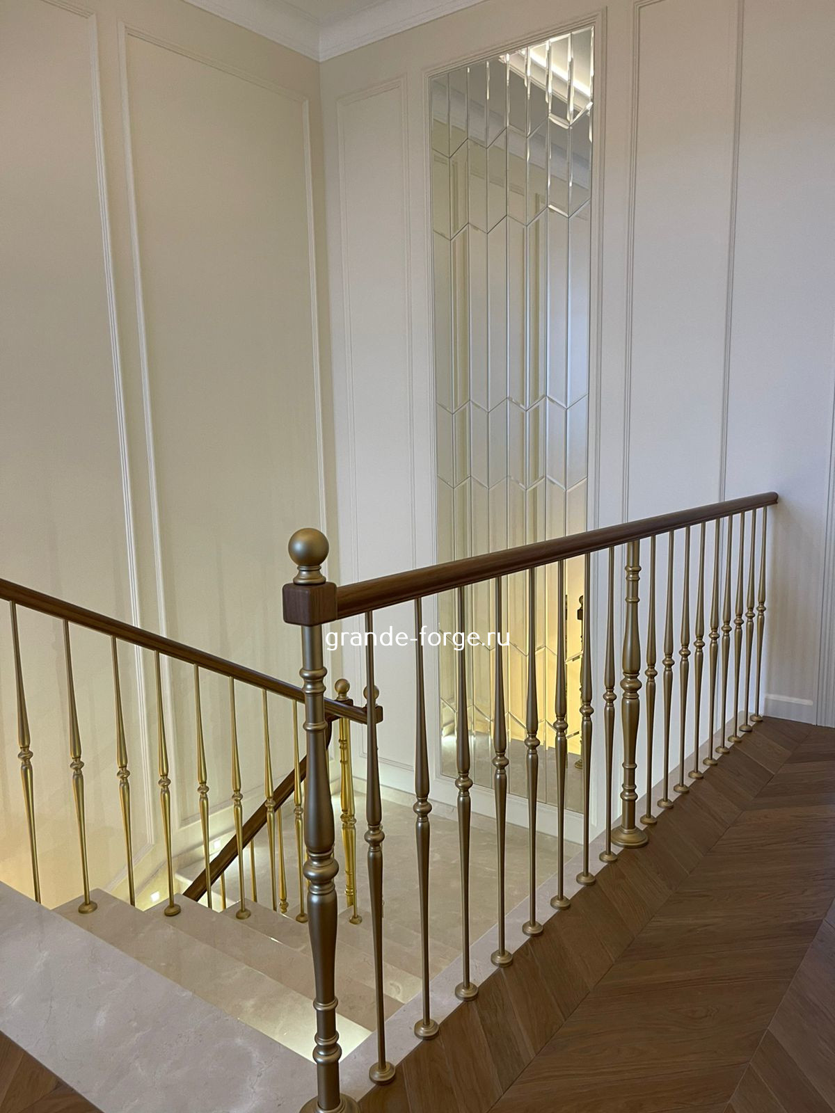 Лестница, стальное ограждение, фабрика Grande forge(Франция), коллекция "Рондо"