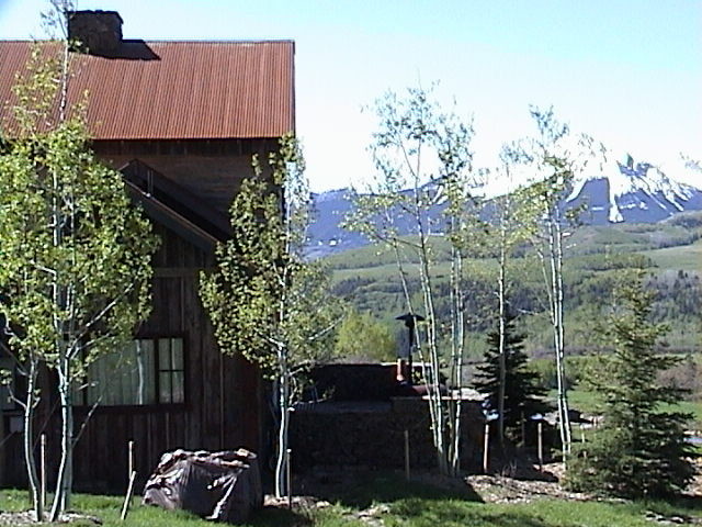 Warming Hut at Grayhead