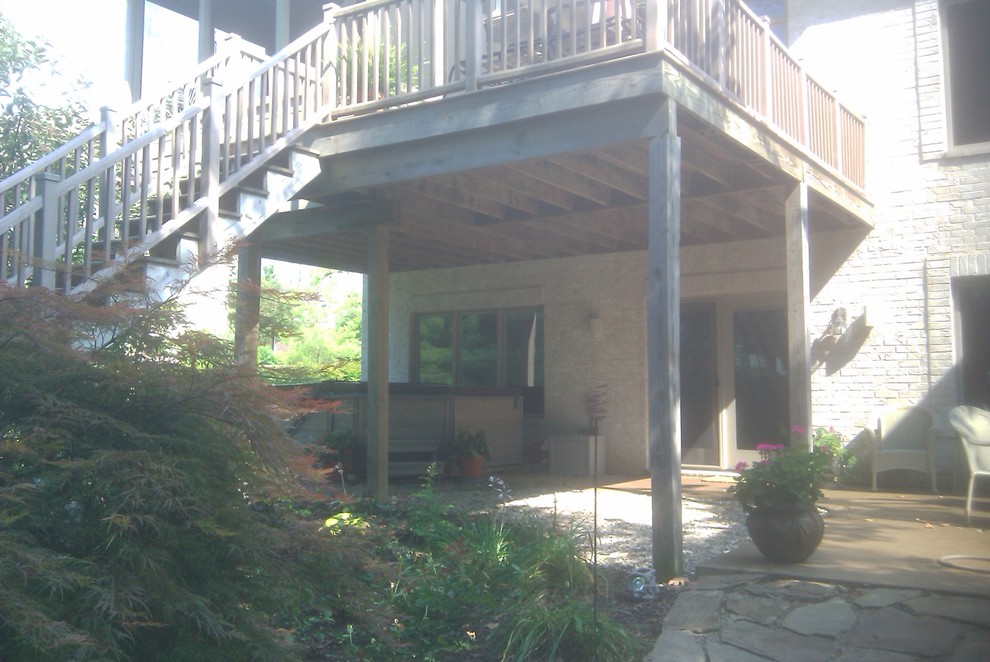 Example of a transitional home design design in Indianapolis