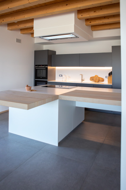 CASA M+V modern-kitchen