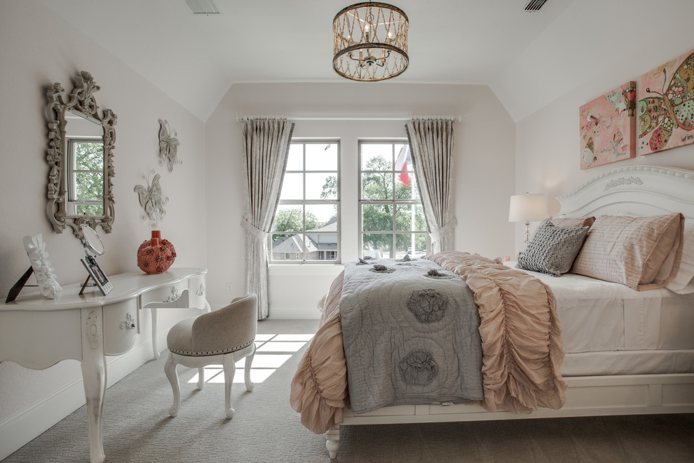 Photo of a traditional bedroom in Dallas with grey walls, carpet and no fireplace.