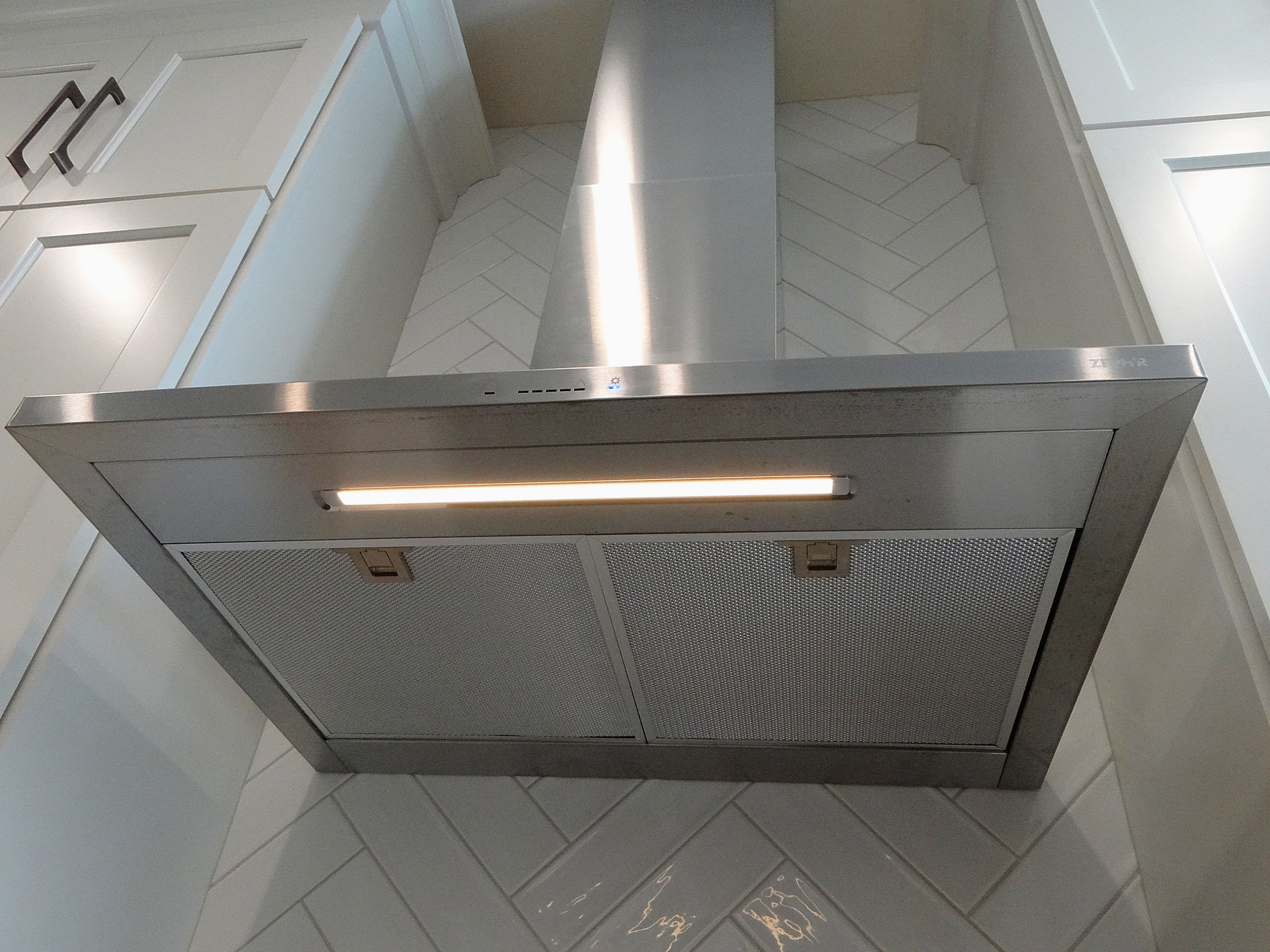 Sussex Residence - Kitchen and Laundry Room Remodel