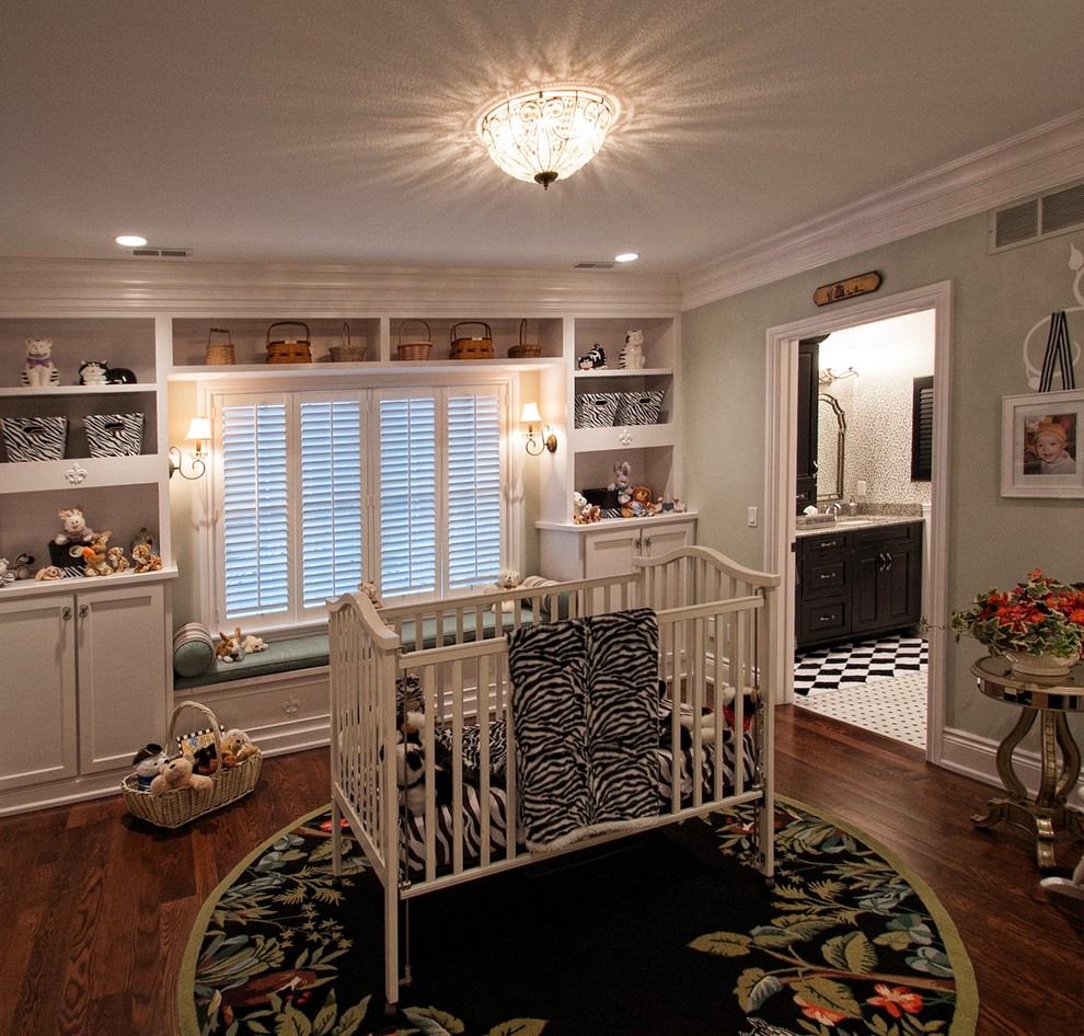 Transitional gender-neutral nursery photo
