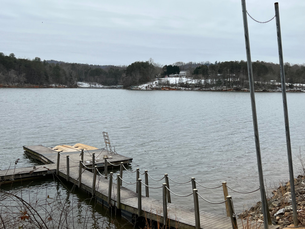 Lake Haven Lodge Dock Replacement