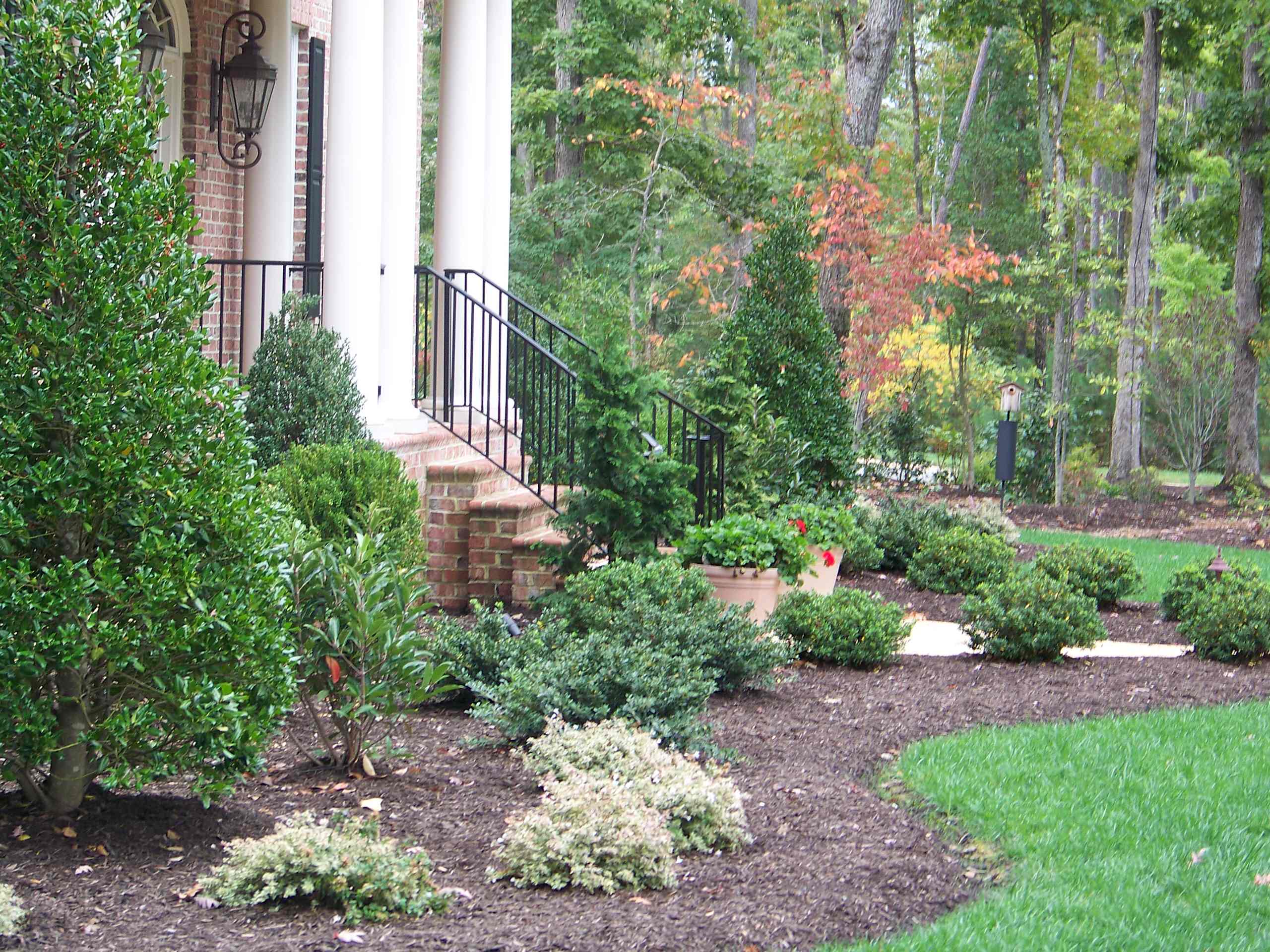 Colonial Garden