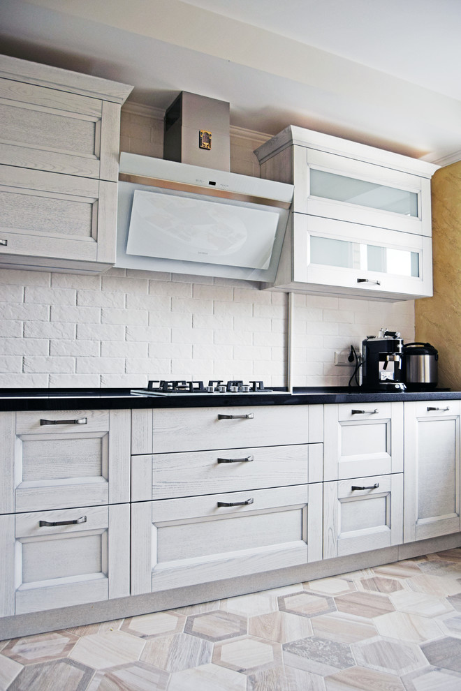 Кухня с фасадами из массива ясеня