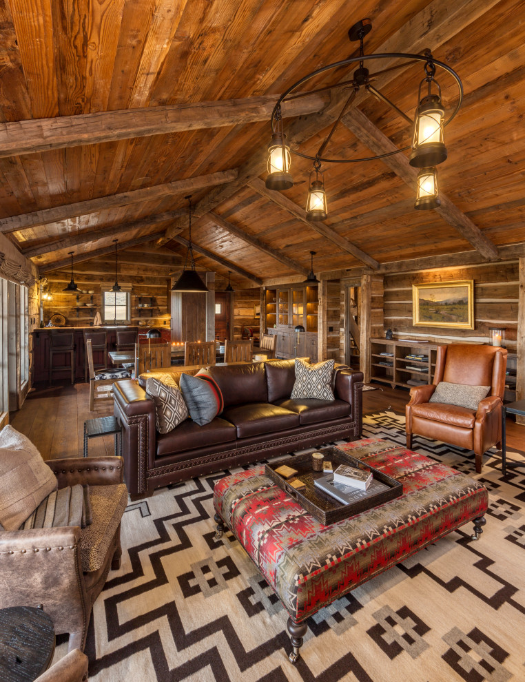 Home design - rustic home design idea in Denver