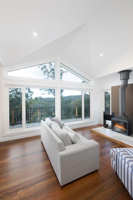 Warrandyte Hill Home modern-living-room