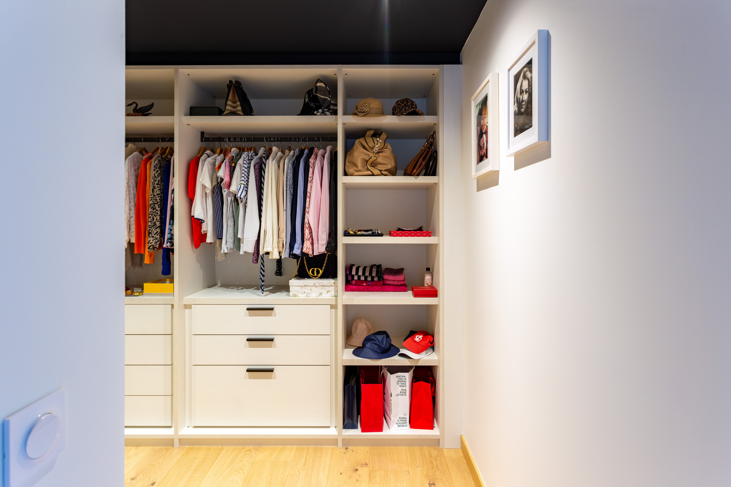 Création d'un dressing ouvert
