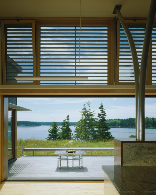 House on a Point modern-terrasse
