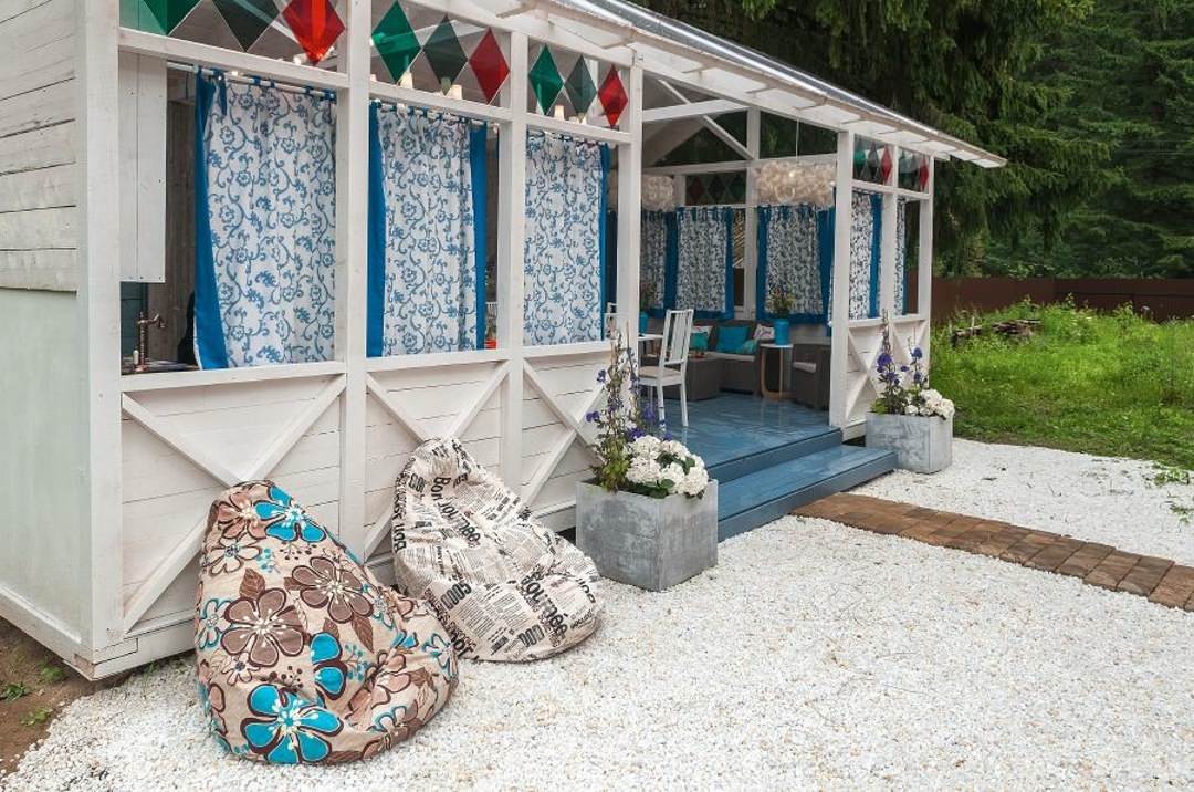 Стародачная беседка в средиземноморском стиле