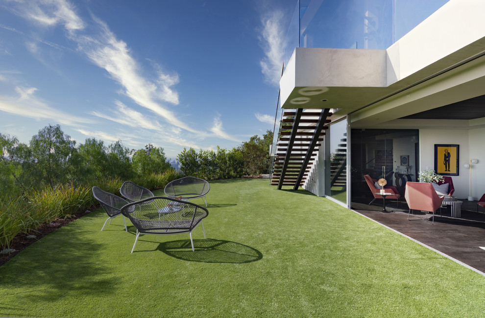 Ispirazione per un grande giardino moderno esposto in pieno sole nel cortile laterale