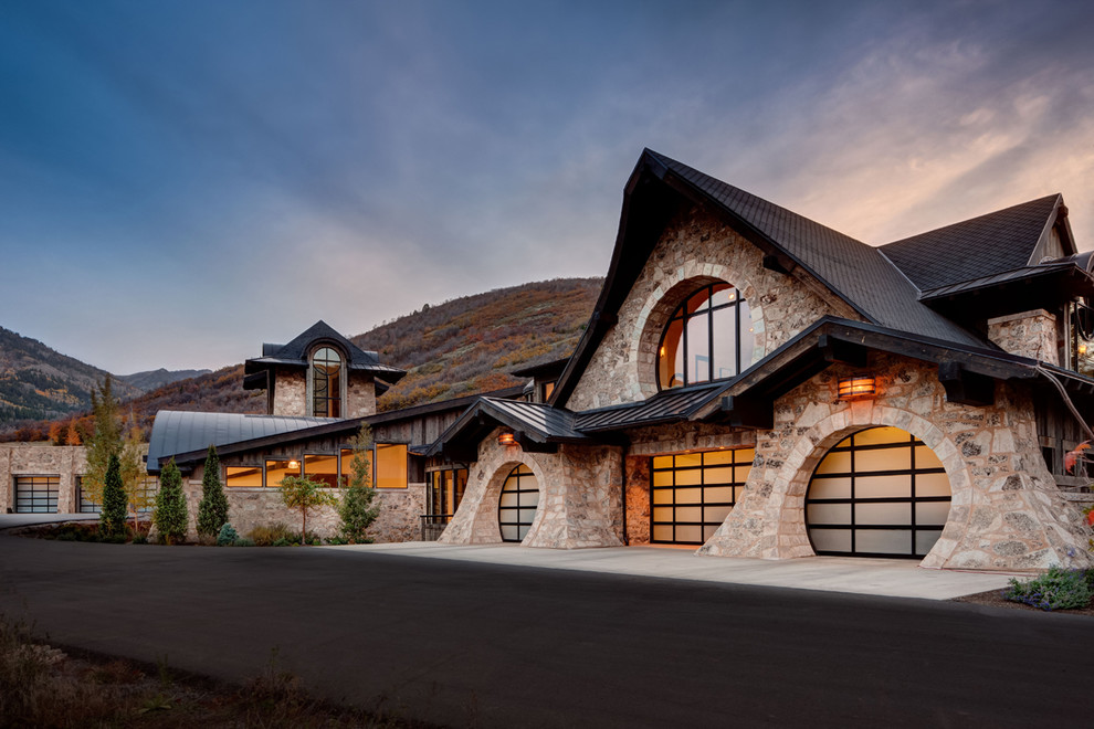 Photo of a country attached three-car garage in Salt Lake City.