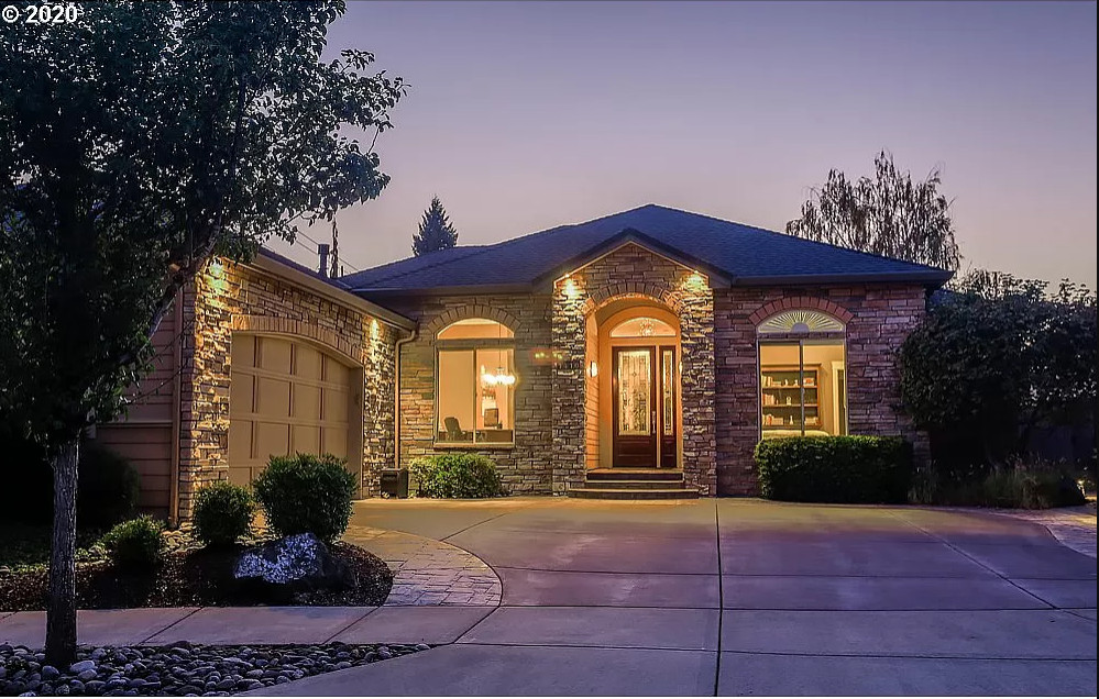 Camas Contemporary Whole House Make-Over