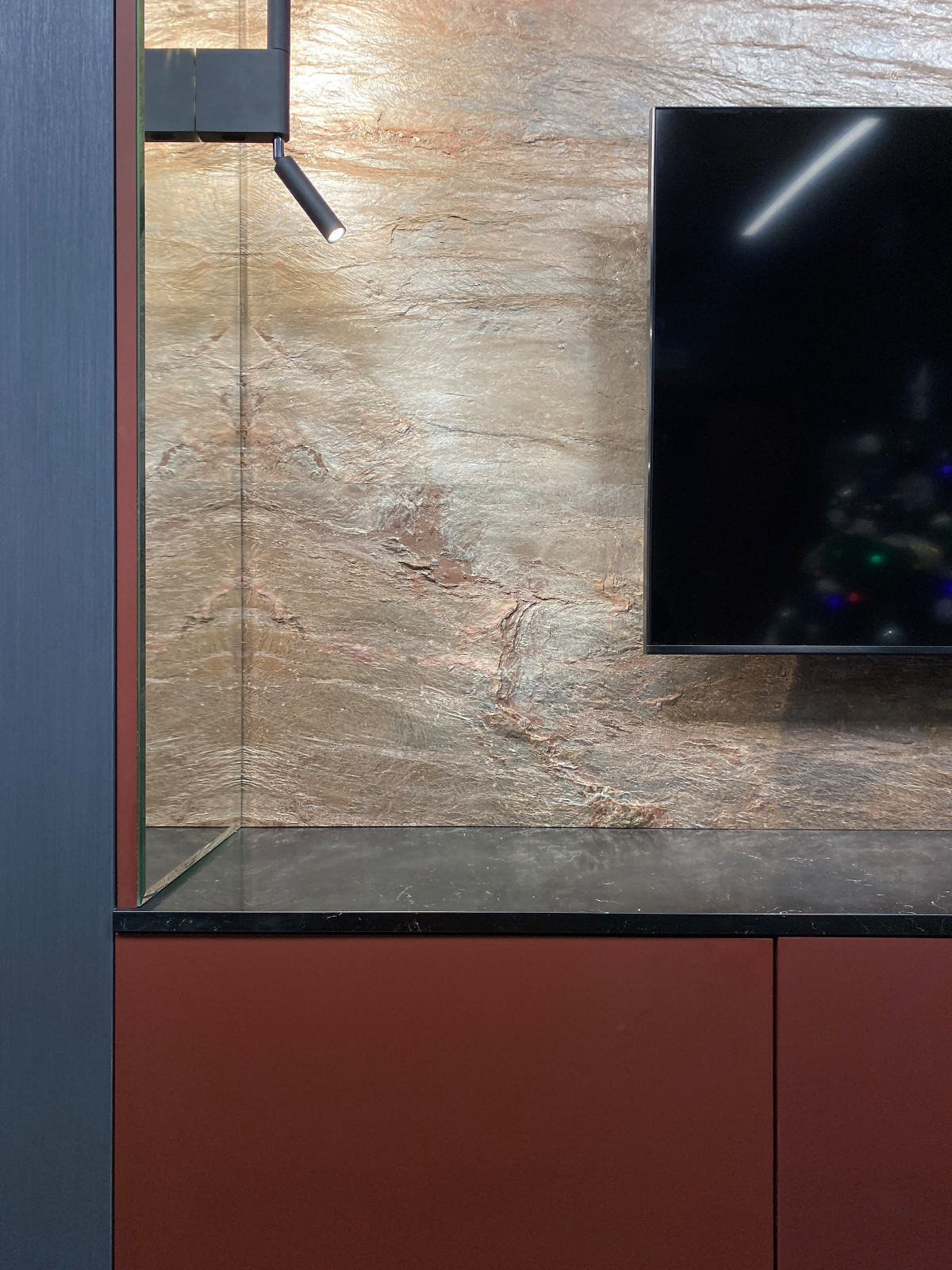 Входная группа.