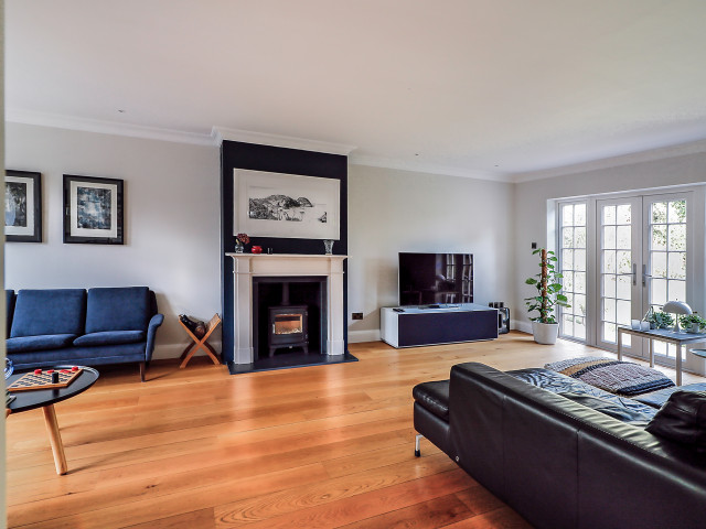 Streamlined Living skandinavisk-vardagsrum