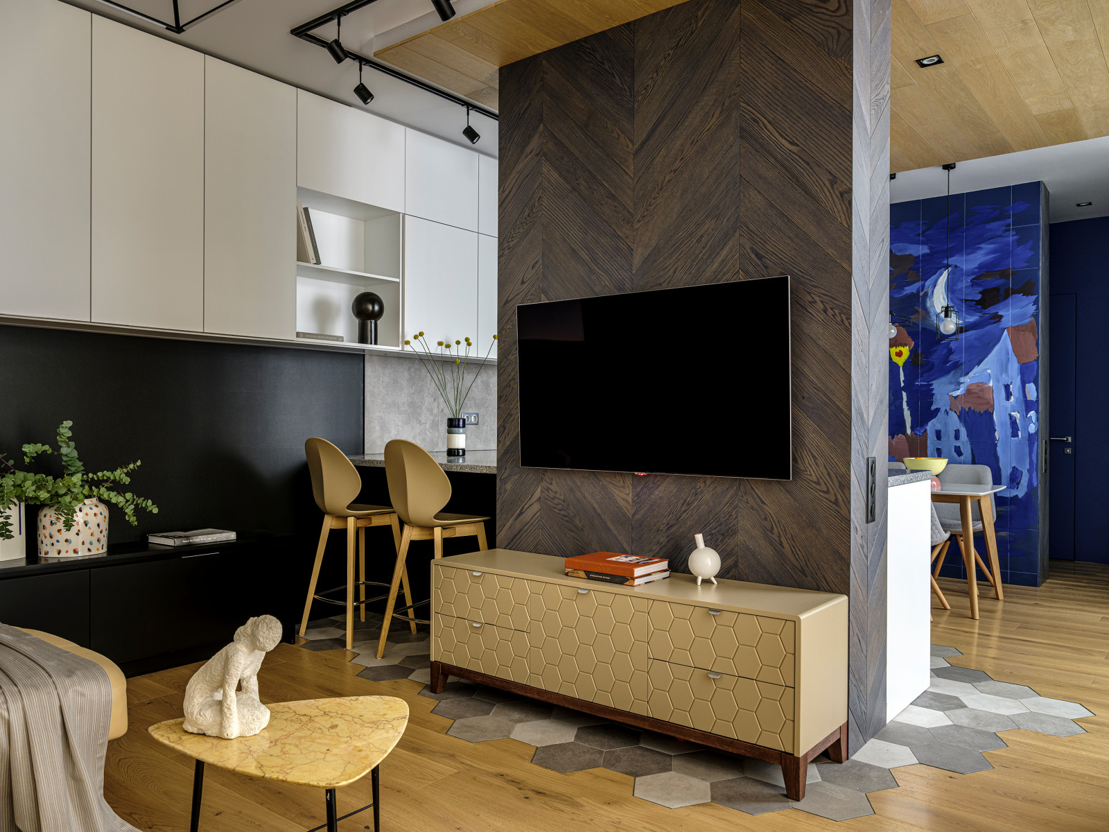 Наивно. Супер