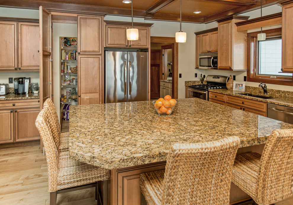 Transitional kitchen photo in Cedar Rapids
