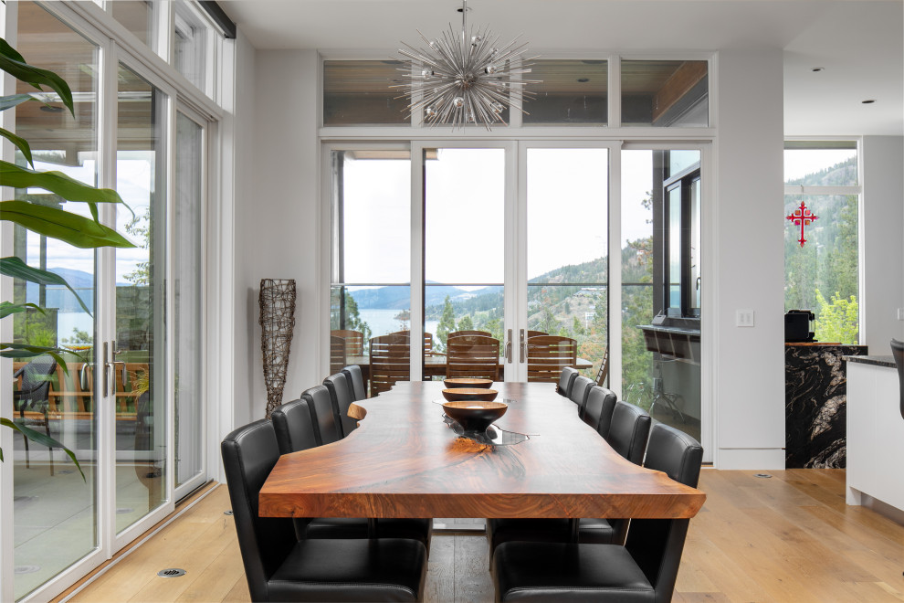 New Build on the Lake, Kelowna BC