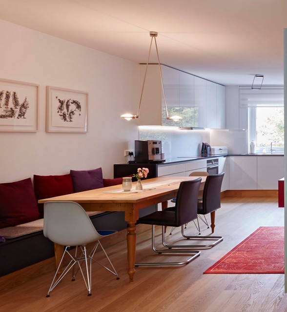 Sitzbank in Verlängerung der Küche - Modern - Küche - Sonstige - von Esther Strohecker Innenarchitektur