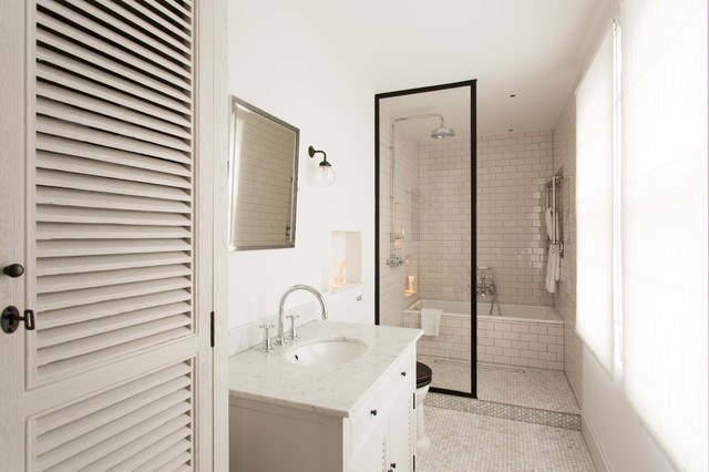 Sherbrooke Road contemporaneo-stanza-da-bagno