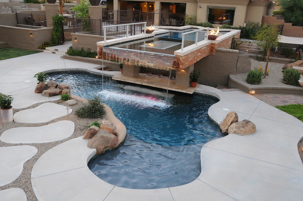 Example of a minimalist pool design in Phoenix