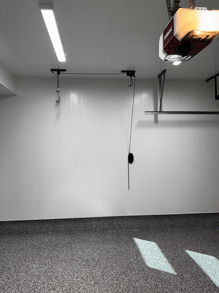 Martinet Ave - Garage Interior - Trusscore & Epoxy