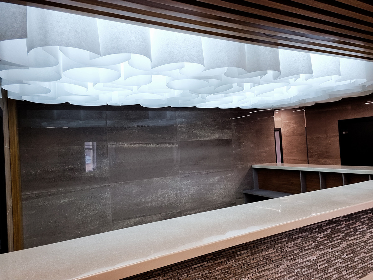 Декоративные потолки Paralume для входных зон!