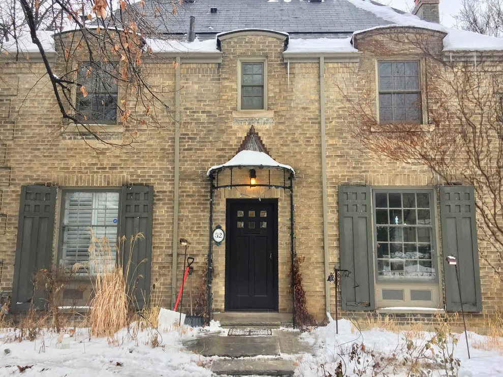 Inspiration for a rustic entryway remodel in Toronto