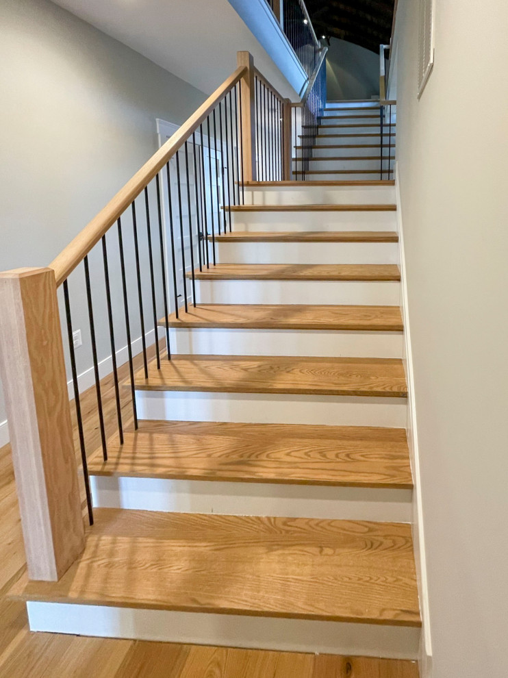 102_Straight-Freestanding Stairs/Landing in Barn Style Home, Leesburg ...